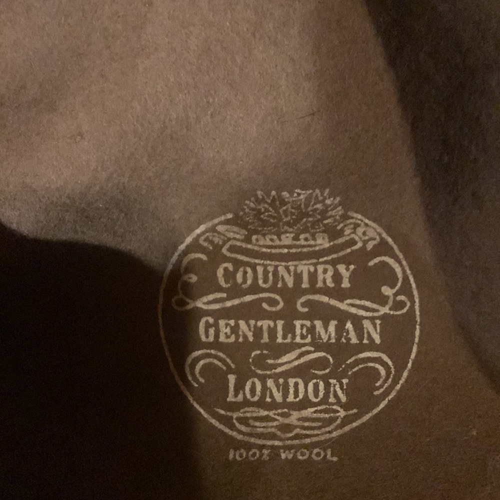 Hat - Picture 5 of 10
